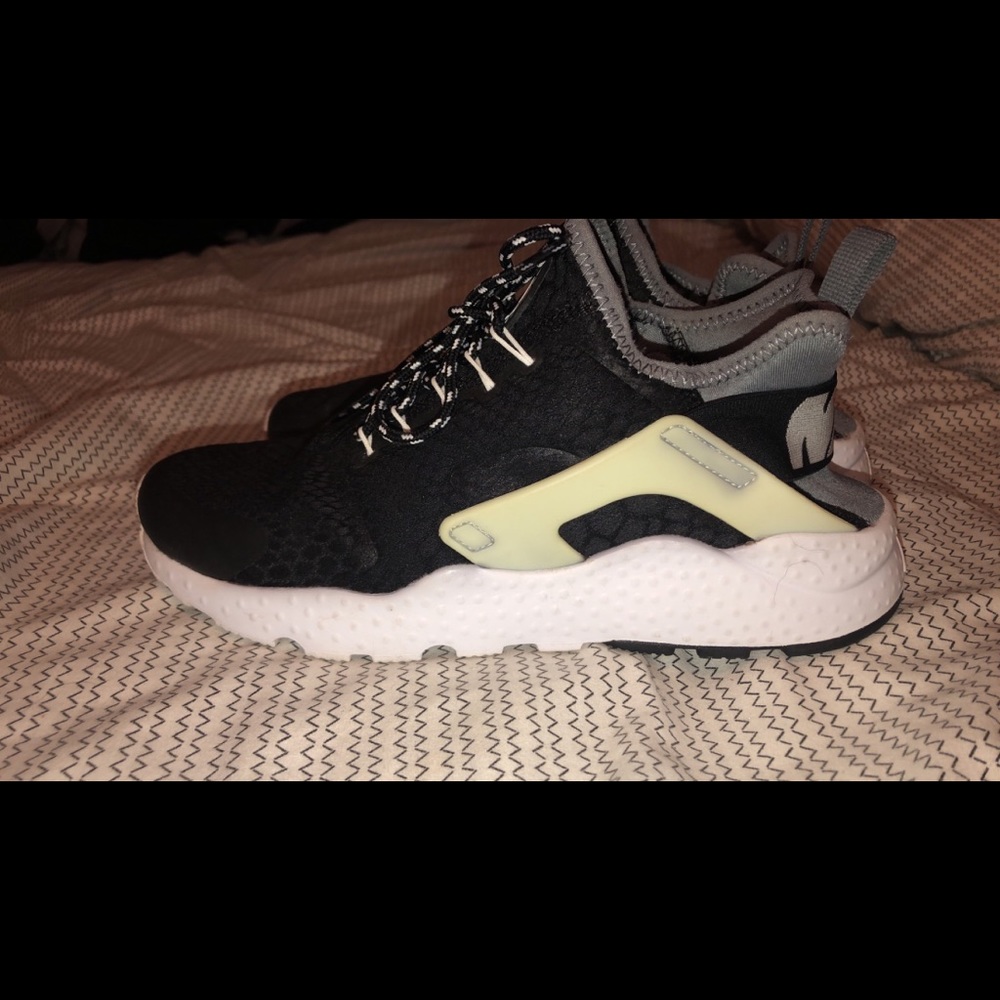 Women’s Nike Air Huarache